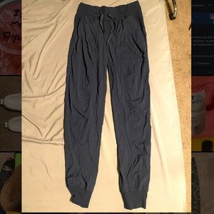 Lulu Lemon Dance Studio Joggers size 6
